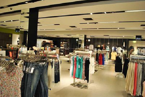 宁明商场里的店面怎么装修？